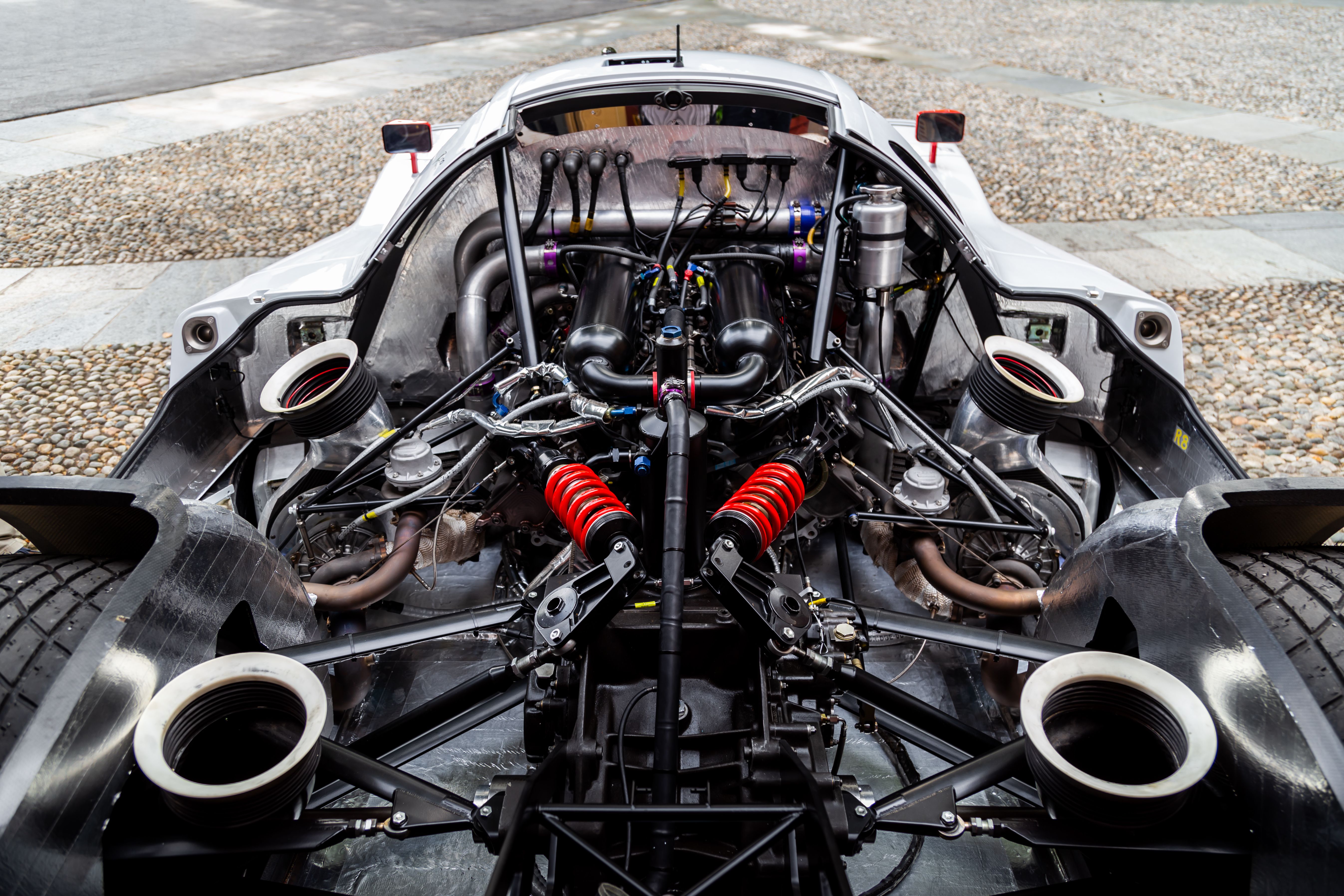 The twin turbocharged VRH35L V8 engine in the Nissan R390 GT1